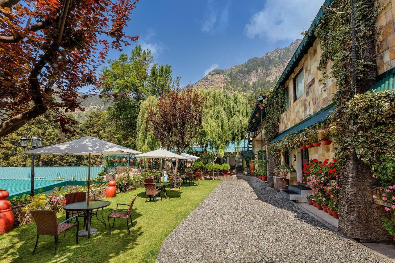 Shervani Hilltop Resort Nainital Esterno foto