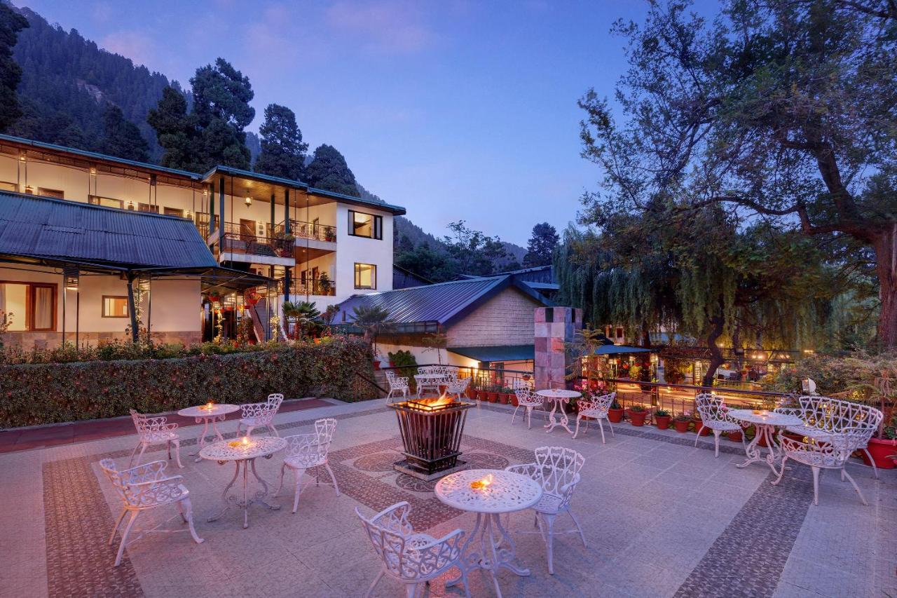 Shervani Hilltop Resort Nainital Esterno foto