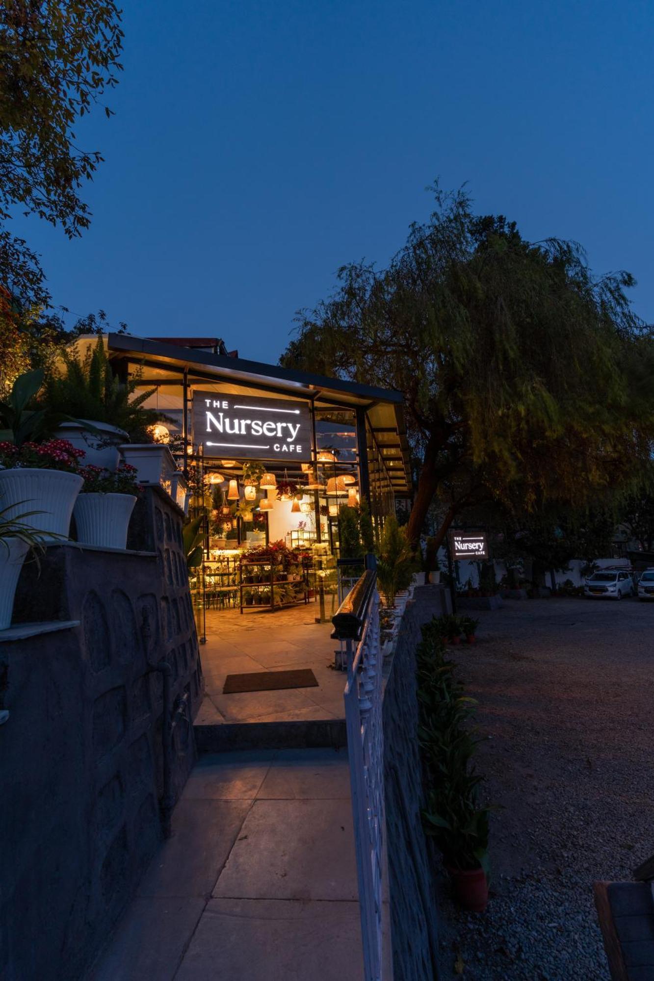 Shervani Hilltop Resort Nainital Esterno foto