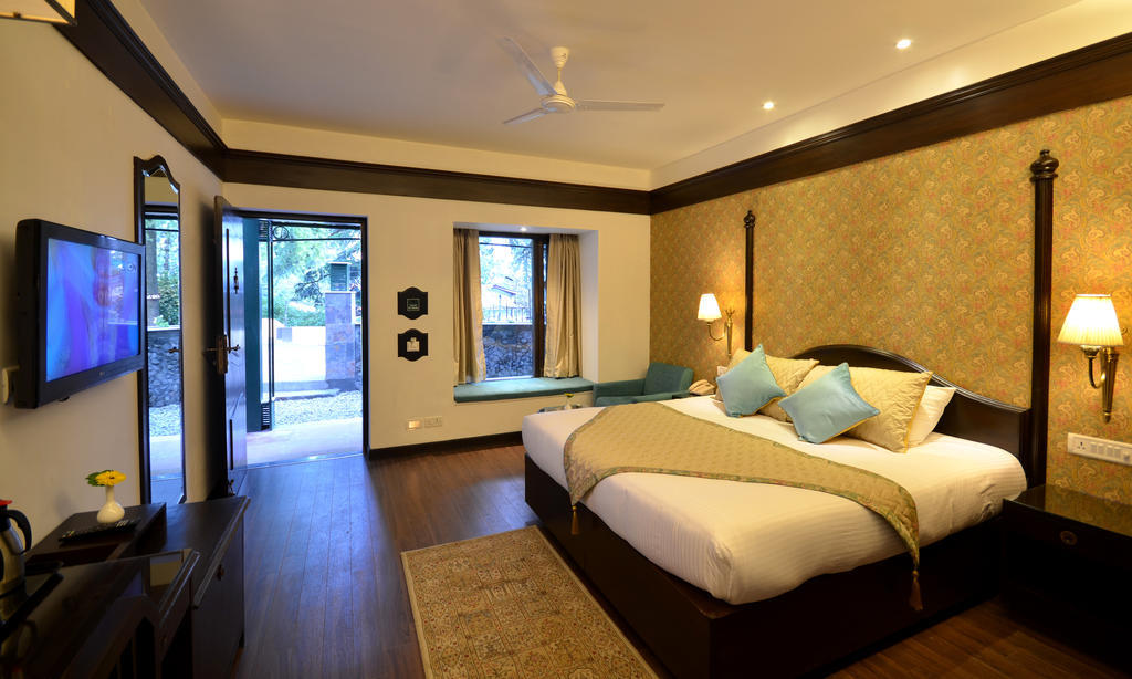 Shervani Hilltop Resort Nainital Esterno foto